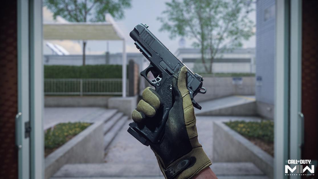 The Best Sidearms In Modern Warfare 2, All Pistols Ranked